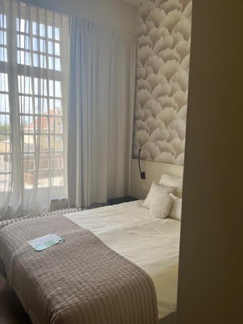 Amaryllis Hotel Veurne Exterior foto