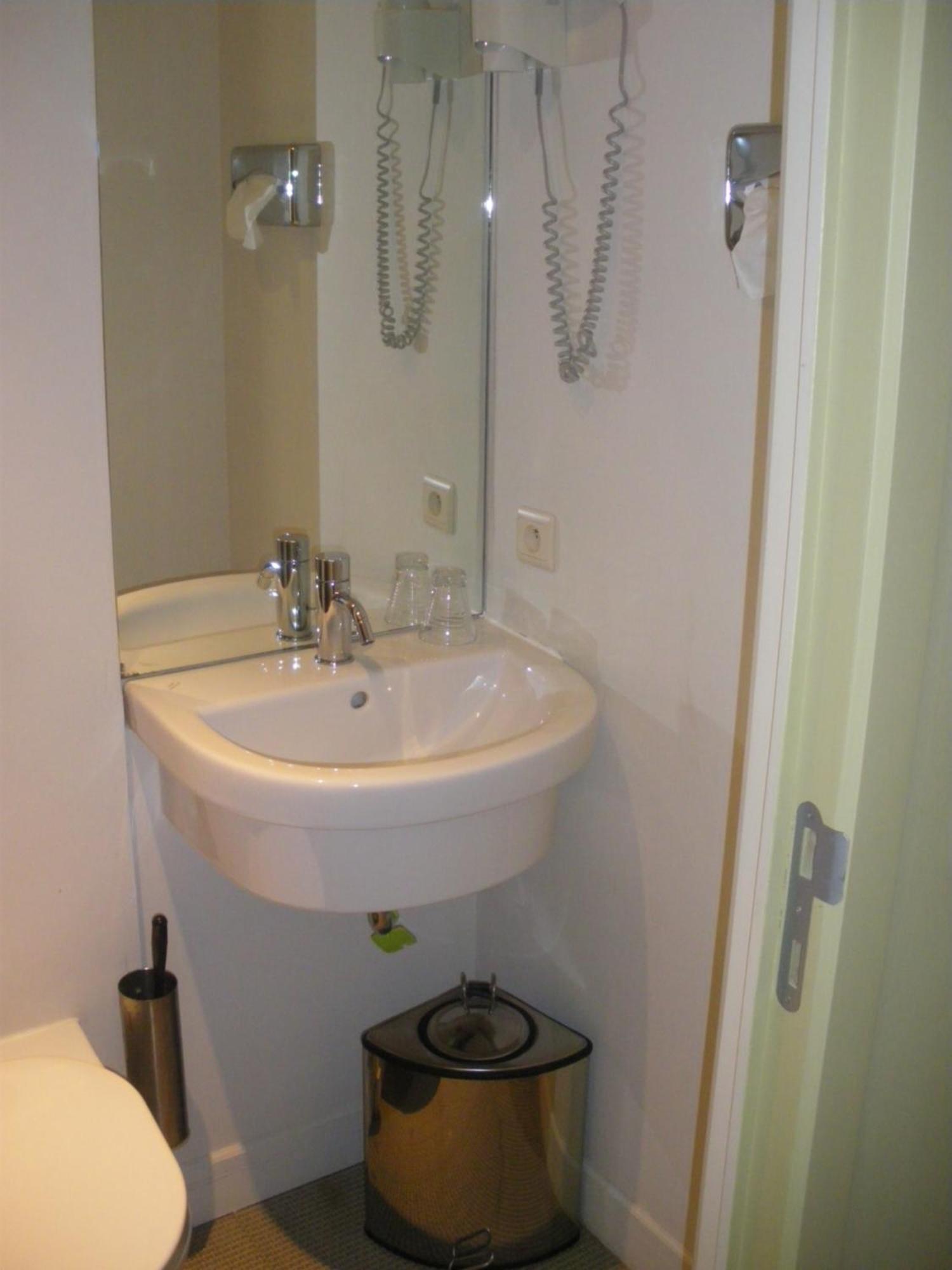 Amaryllis Hotel Veurne Zimmer foto